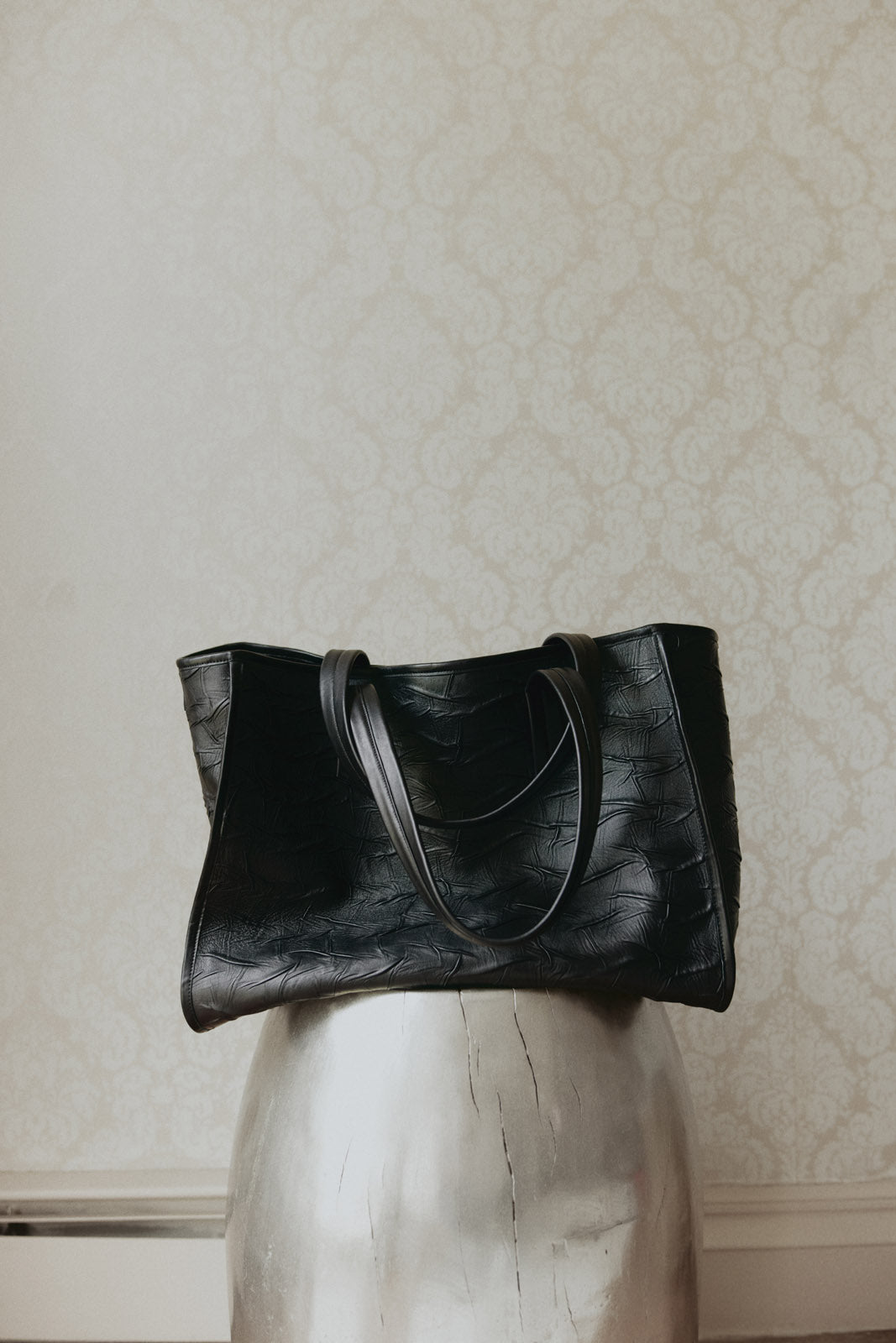 Italian Creased Leather Tote Bag 9km
