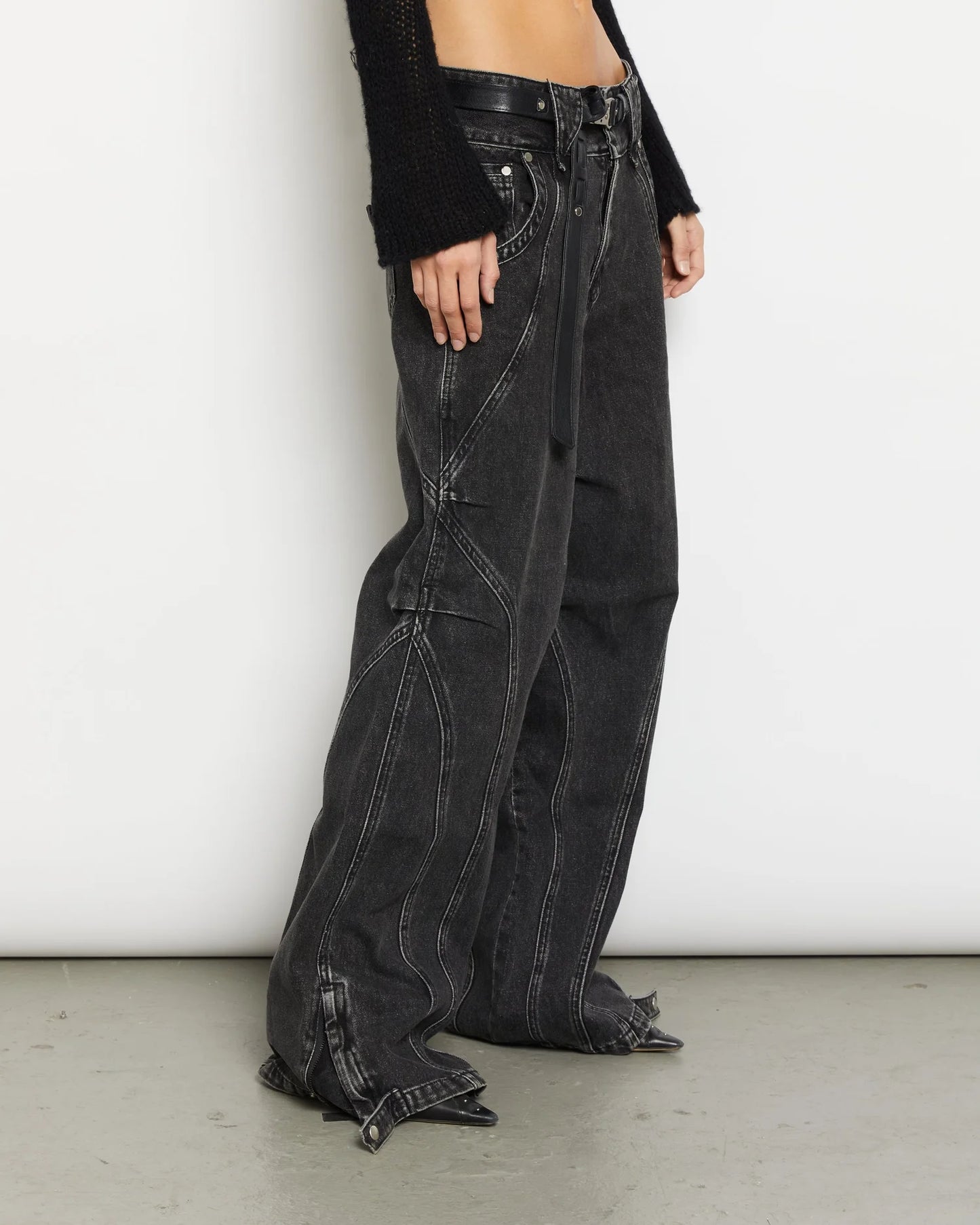 Circuit Denim - Charcoal - On Fig 2