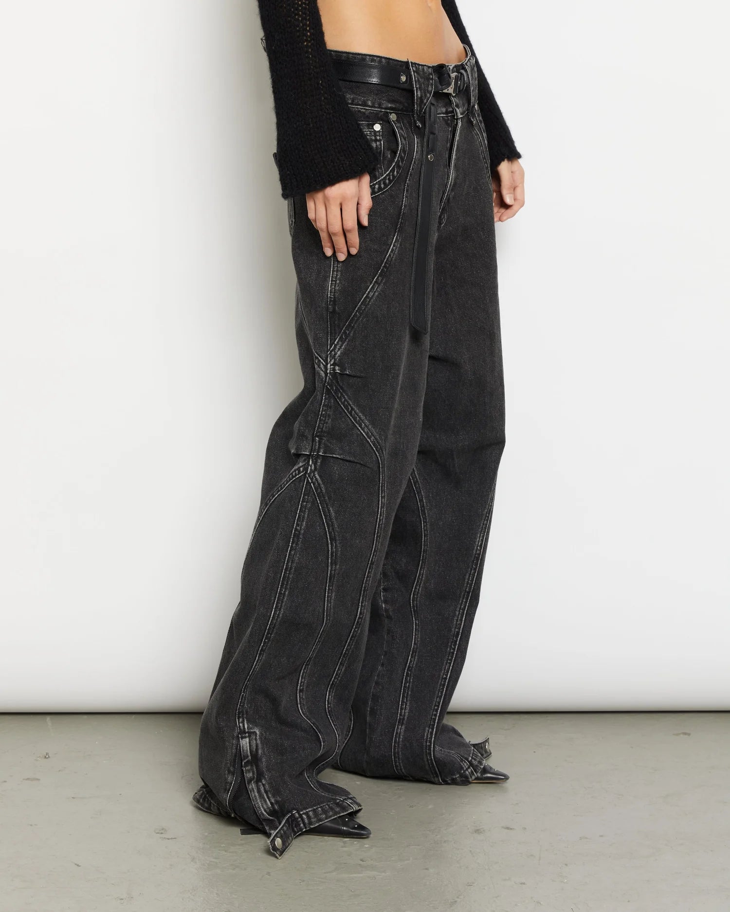 Circuit Denim - Charcoal - On Fig 2