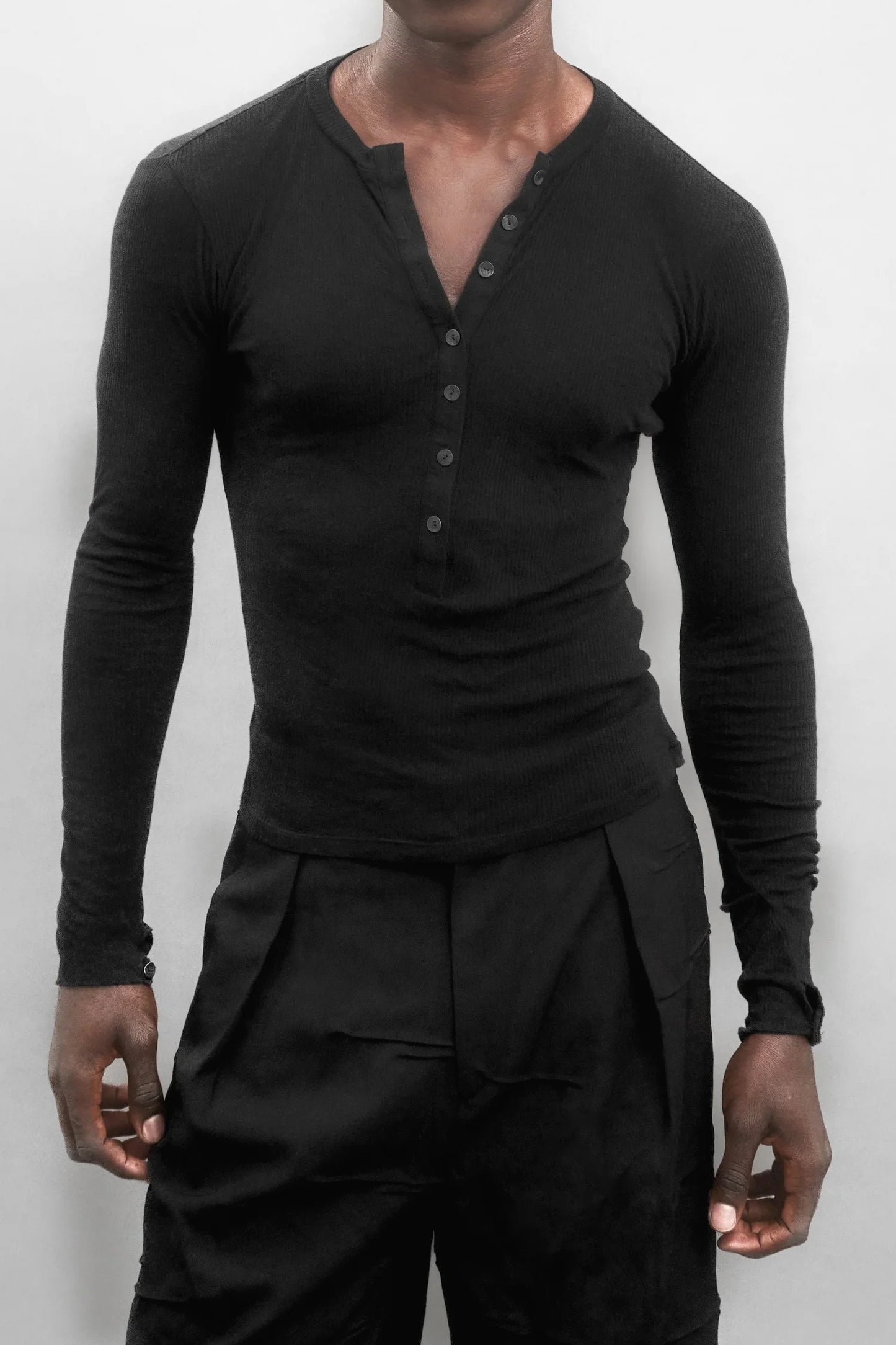 Nero Henley - Ash - On Fig 1