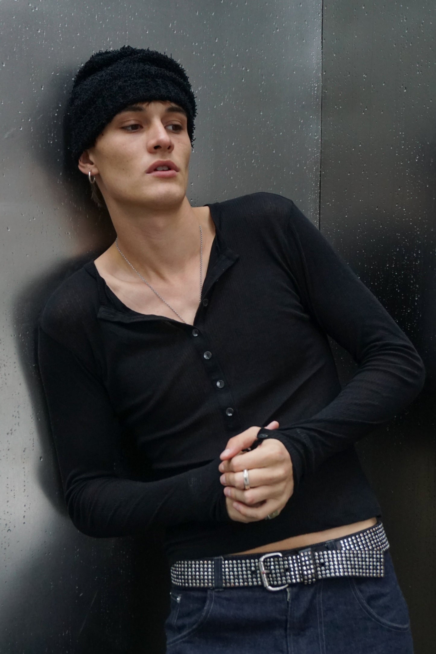 Nero Ribbed Henley